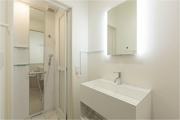 シャワールーム