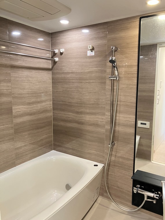 シャワールーム