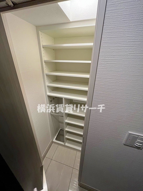 収納
