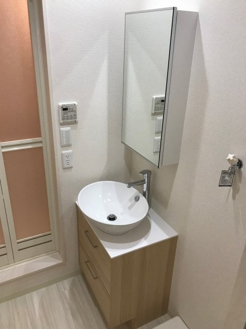 シャワールーム