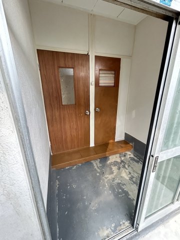 玄関