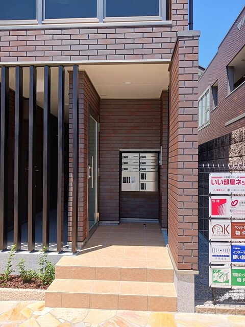 建物エントランス