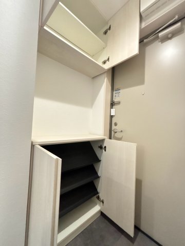 収納