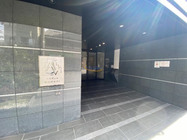 建物エントランス