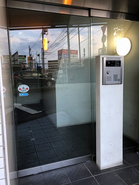 建物エントランス