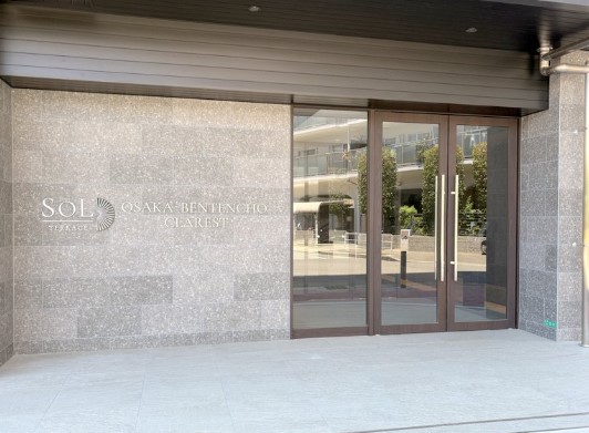 建物エントランス