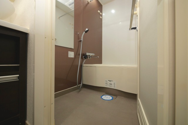 シャワールーム