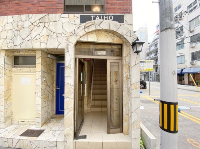 建物エントランス