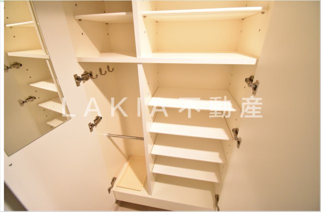 収納