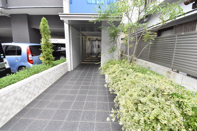 建物エントランス