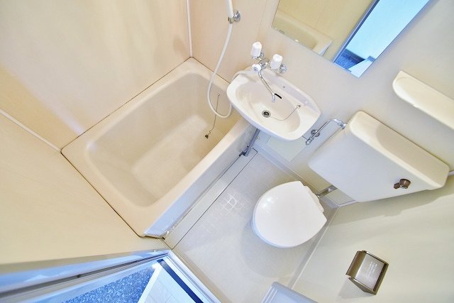 シャワールーム