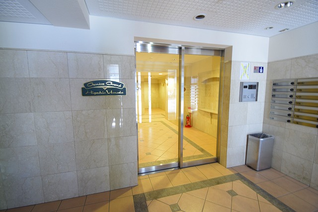 建物エントランス