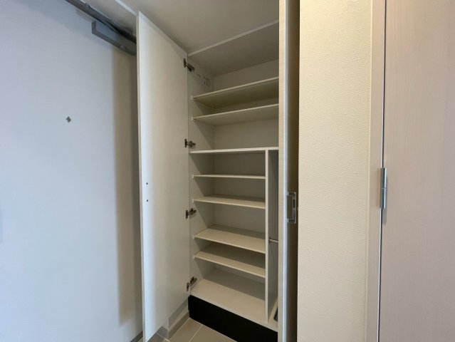 収納
