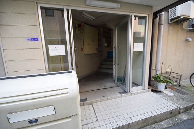 建物エントランス