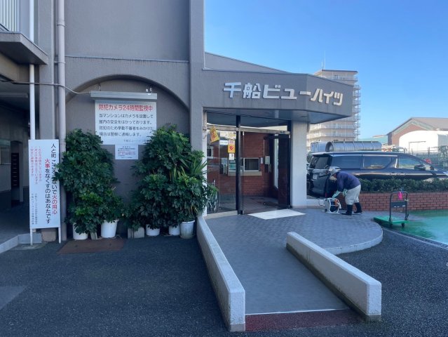 建物エントランス