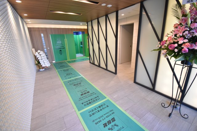 建物エントランス