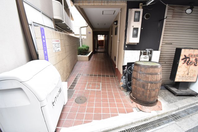 建物エントランス