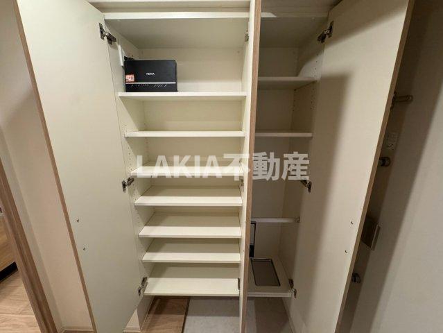 収納