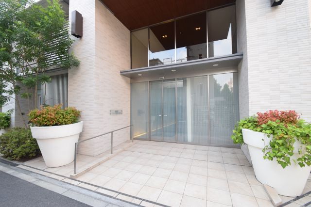 建物エントランス