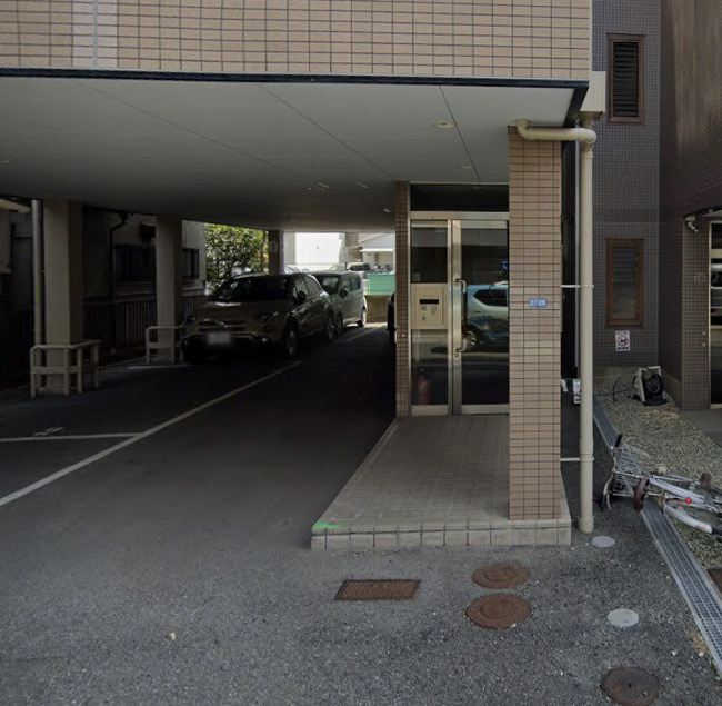 建物エントランス