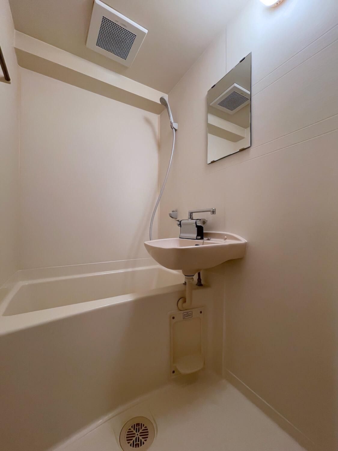 シャワールーム