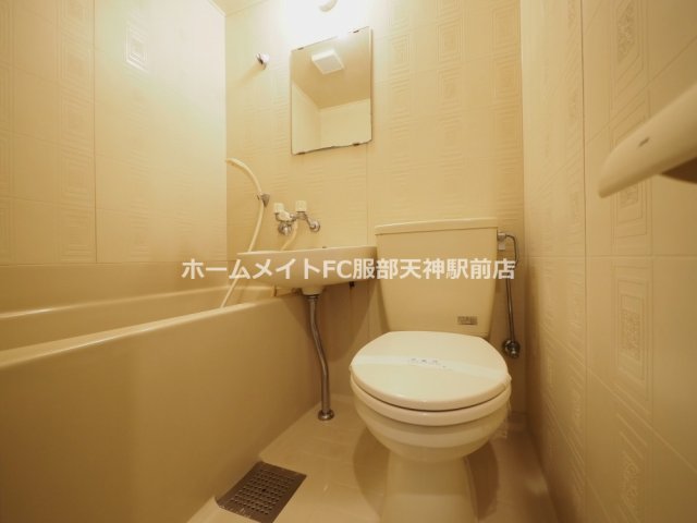 シャワールーム