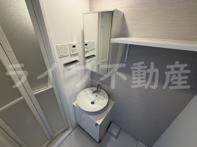シャワールーム