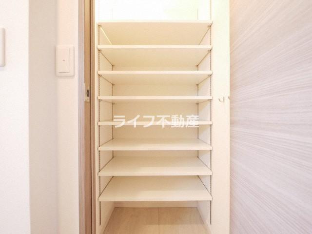収納