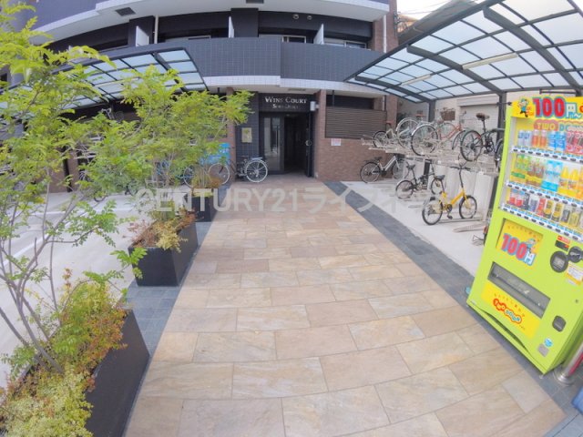 建物エントランス