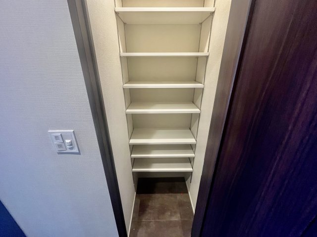 収納