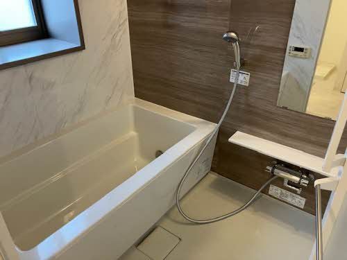 シャワールーム