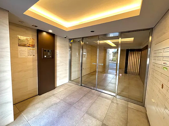 建物エントランス