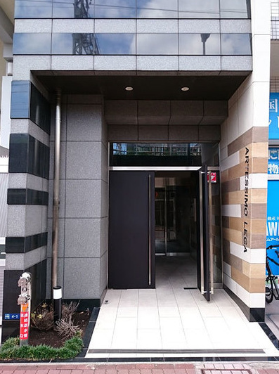 建物エントランス