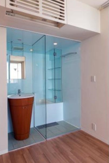 シャワールーム