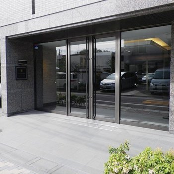 建物エントランス
