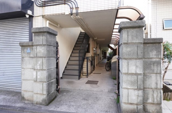 建物エントランス