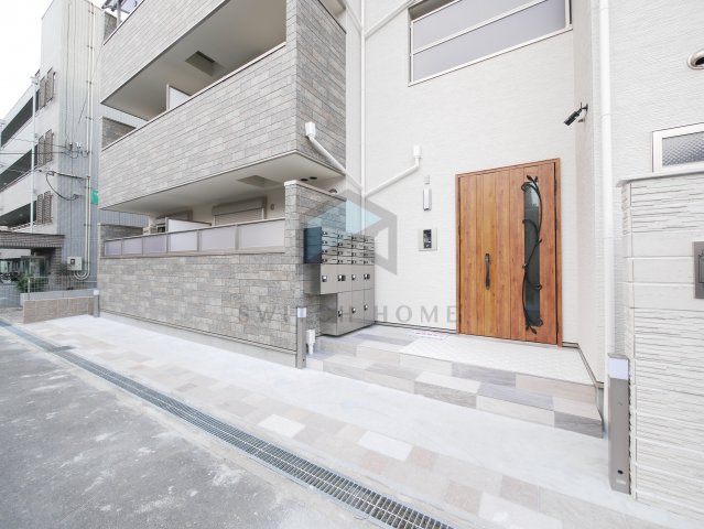 建物エントランス