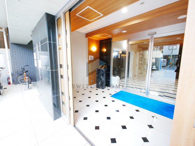 建物エントランス