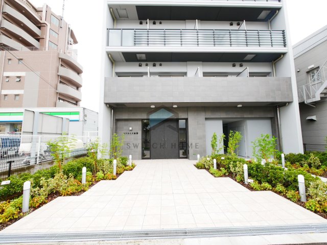 建物エントランス