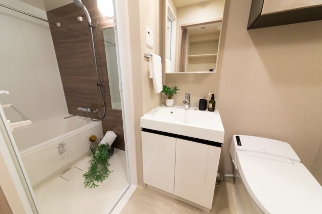 シャワールーム