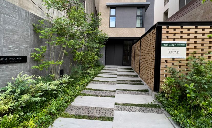 建物エントランス