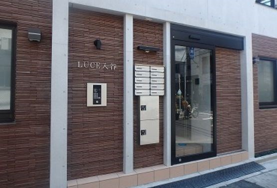 建物エントランス