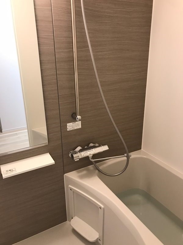 シャワールーム