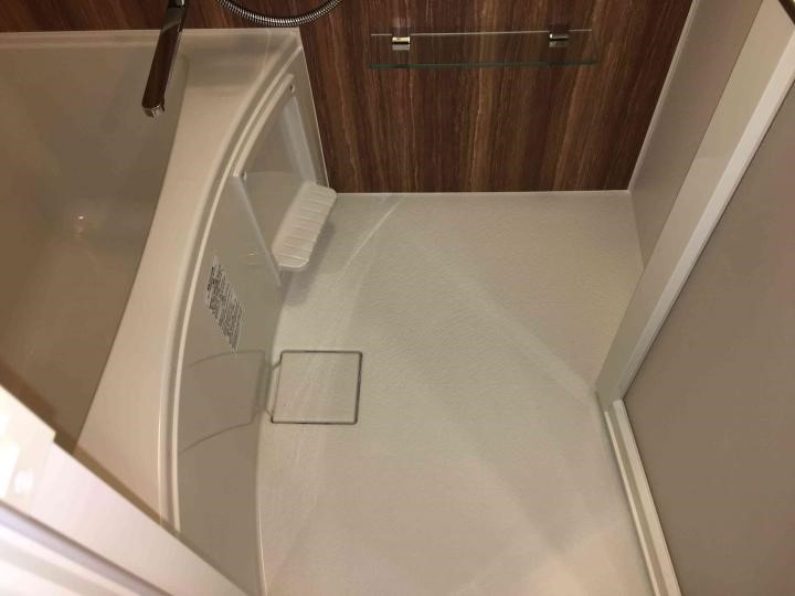 シャワールーム