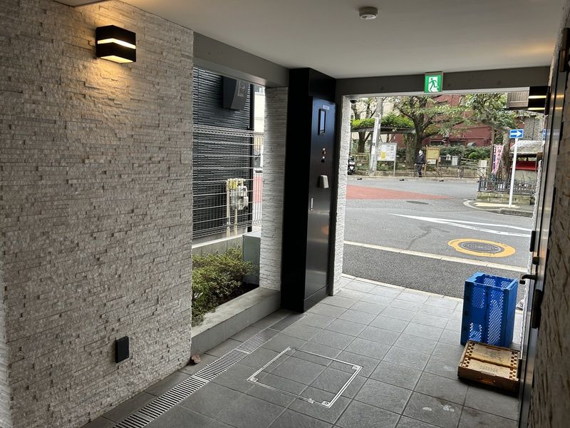 建物エントランス