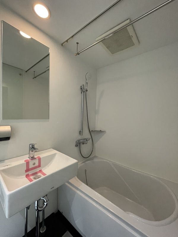 シャワールーム