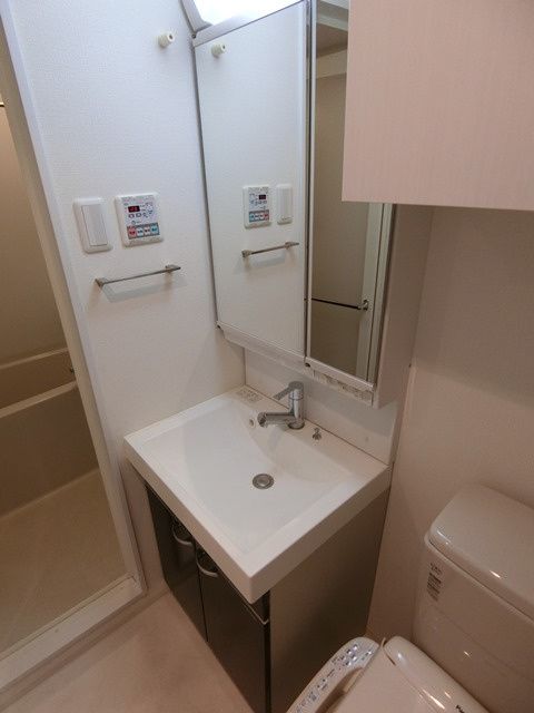 シャワールーム