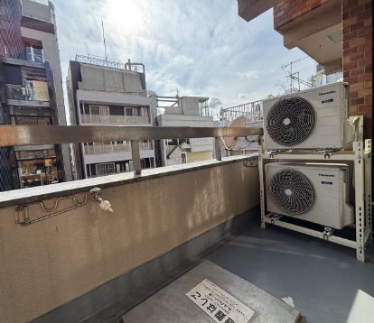 バルコニー