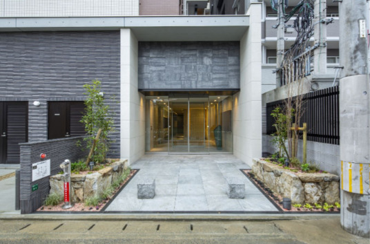 建物エントランス