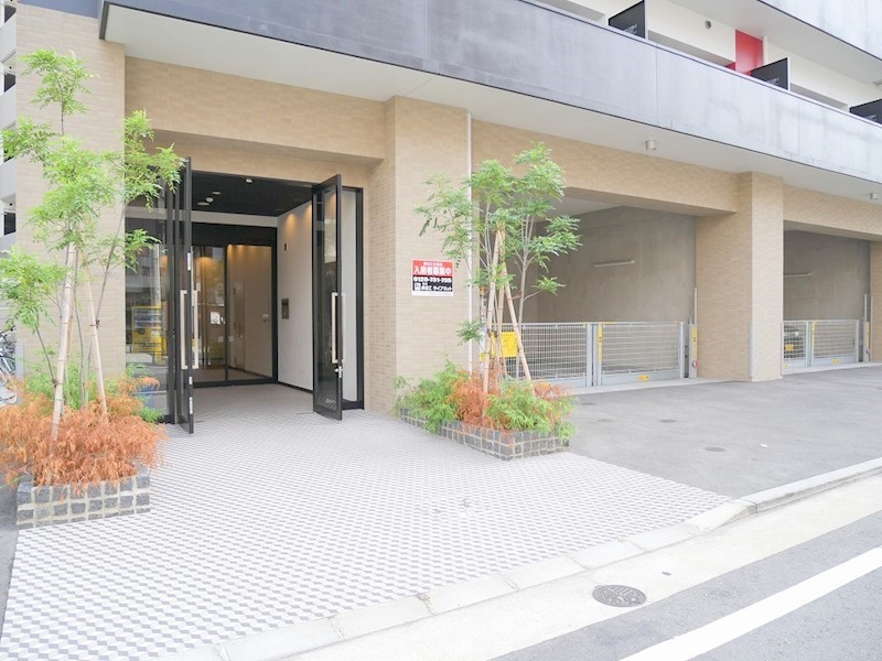 建物エントランス